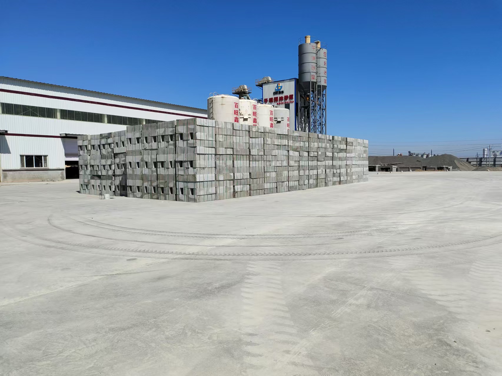 年産十萬立方貴州泡沫磚設備